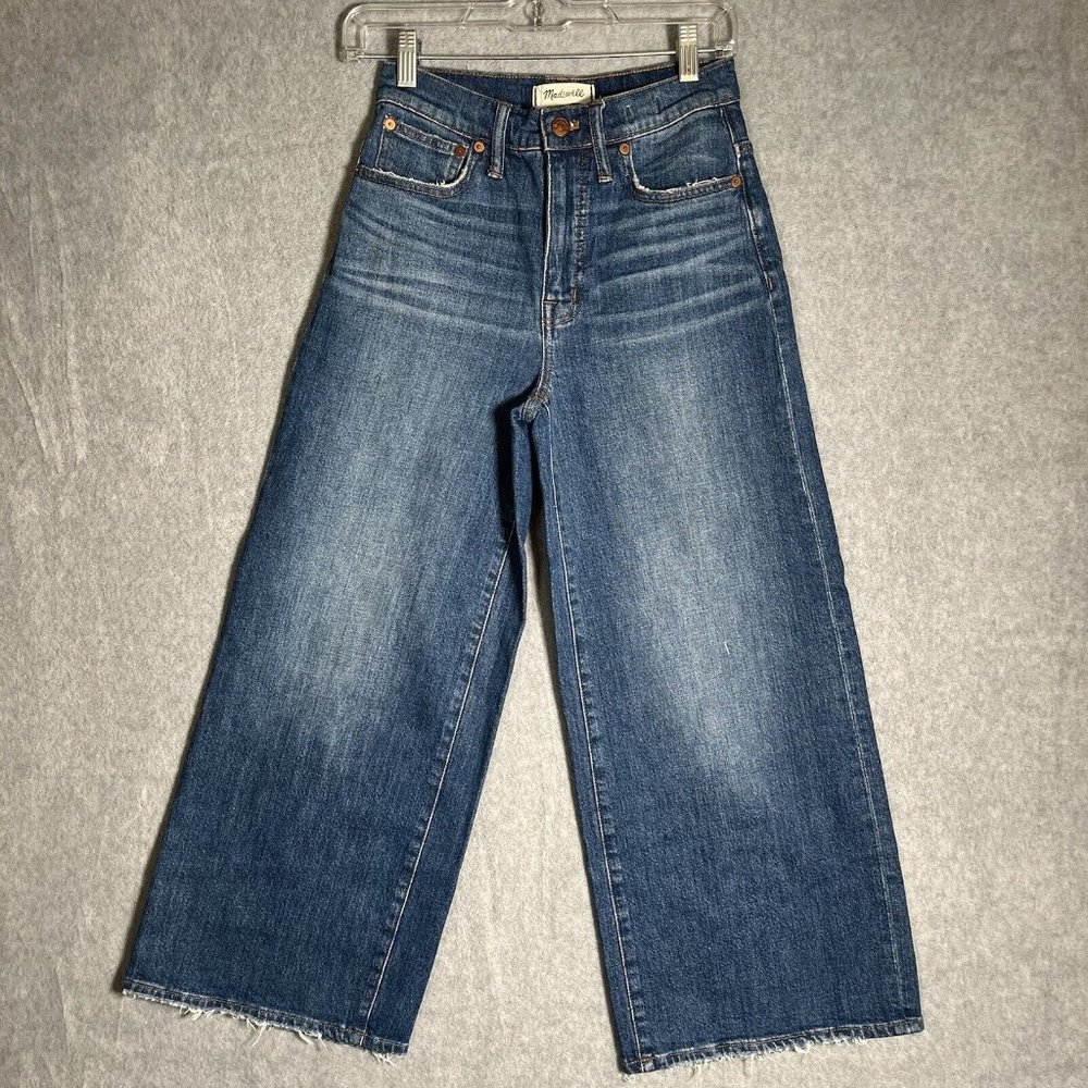 Madewell Wide Leg Crop in Finney Wash - Picture 6 of 15